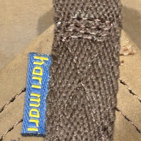 Worn once! Mens’s Hari Mari Men’s Fields Flip Flops in Bourbon- Size 8 - Picture 6 of 8